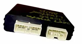 8922-08032 TOYOTA SIENNA Rear Multiplex Door Control Module #3
