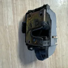 1HM837016G VOLKSWAGEN Front Driver Left Door Lock Latch Vw #2