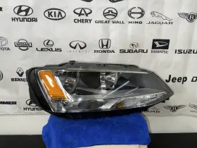 395-06 VOLKSWAGEN Box Front Right Passenger Headlight Vw