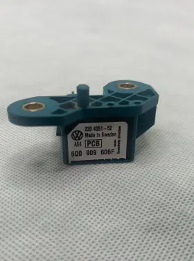 6Q0909606F VOLKSWAGEN Impact Sensor Unit Connector Vw Beetle