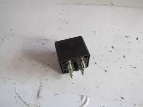 0332-002-178 VOLVO Bosch Relay #2
