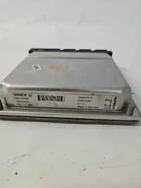 261208289 VOLVO Engine Control Module Ecu Ecm S60
