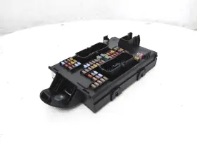 32142591 VOLVO Core Cabin Inside Fuse Box S60 B5