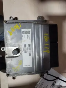 P30650677 VOLVO Engine Ecm Control Module Cylinder