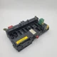 2003 2004 2005 Land Rover L322 FRONT DASH DISTRIBUTION FUSE BOX RELAY 8380407